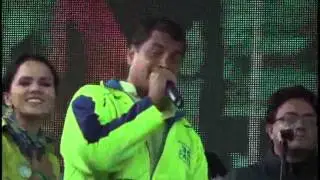 Rafael Correa cerr&oacute; campa&ntilde;a electoral en Cuenca.flv