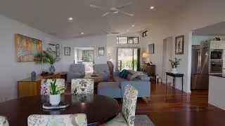 132 Western Road, Macleay Island V2