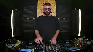 Luis De Santis - Ri&ouml;t.scampia - 118 - Dj set