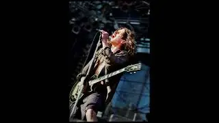 IA Chris Cornell - COVERING -  CARRY ON BY ANGRA