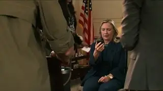 Leaked emails show Clinton staff's frustration