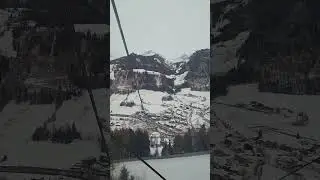 Mit der Seilbahn auf die Piste #S&uuml;dtirol #Dolomiten #Skilift