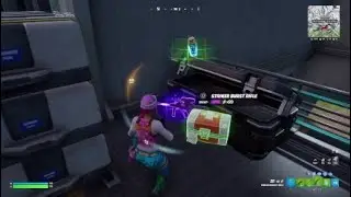 Collect different weapon types of Epic rarity or higher in a single match - Fortnite