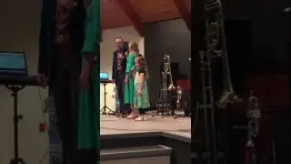 Matt Linton with his daughters Selah and Bentlea - You've Never Seen Anybody Like Jesus