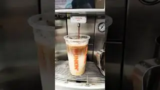 Маккиато с ледяной карамелью от Dunkin' Donuts! Как приготовить макиато от Dunkin Donut! Маккиато...