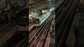 HeRe goes the beautiful rapid metro💯🚅🚂 #travel #love #train #gurgaon #vibes #dlf #view #insta #yt 🤟🤟