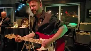 Nick Bukuvalas Van Halen Jam Medley....Live di Vine Wine bar