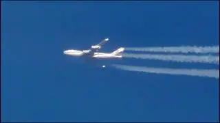 cargolux Boeing 747 stunner retro with contrails 