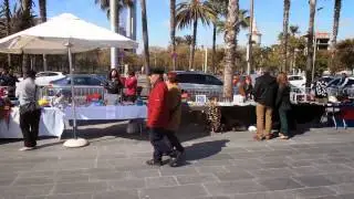 paseo dominguero por el Passeig Maritim de Barcelona