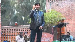 Aise to na dekho by Regi Milton at Dilli Haat