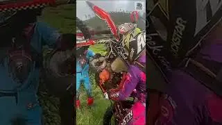 komentatorin yg lagi benerin motor #adventure #motovlog #motoroffroad #motortrail #motocross