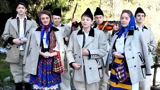 In seara de Craciun - Colinde Traditionale Romanesti