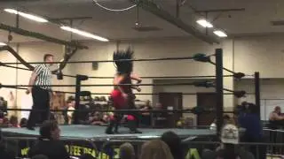Candy Cartwright vs Nikki Addams