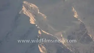 Snow capped peaks of Nepal - Trekking in Annapurna ranges