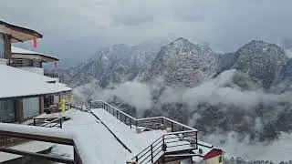 First Snowfall in Auli of 2024 -2025 Season, #holidays #bestskiresorts #luxuryresort #bnb #airbnb