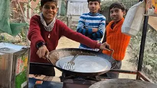 Bhai isne jhooth bola ki momos banata hai 😜😁☺️