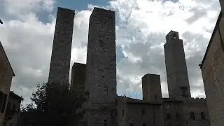 Toskana: San Gimignano - Manhattan des Mittelalters. Tuscany Manhattan of the Middle Ages