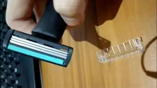 Triple Blade razor/ How to Remove and Replace blades