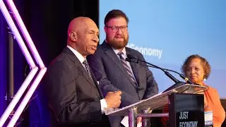 Bob Dickerson Receives The William Proxmire Award At The 2025 Just Economy Conference