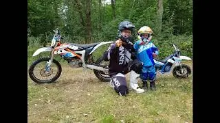 KTM FREERIDE E SX AND TORROT E10 IN THE FORREST