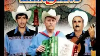 Los 3 Rancheros Mix Corridos REGISTRATE EN WWW.PEGASUSRECORDSINC.COM Y GANA PREMIOS.