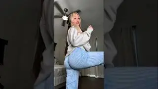 Getting my groove on 💃🏻🍑 #bootydance #shakeitoff #dancevibes #fypviral