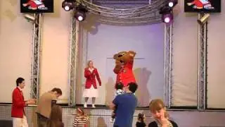 sing along with billy bear at butlins skegness march 2011.AVI