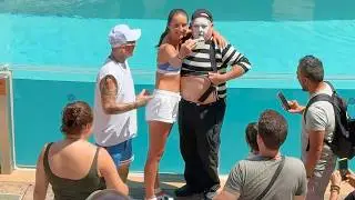 The mime caught him off guard 😂