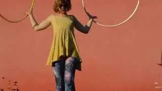 La Gatoun Hula hoop - Planete HoopDance -TuTOTO TWINS - la grand saut, des ciseaux, ver de terre !