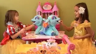 Princess Present Party: Disney Princess Snow White and Belle, Disney Princess Toy, Trolls, Dragon