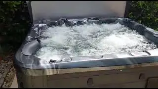 Vortex Cobalt Hydroplus premium hydrotherapy hot tub