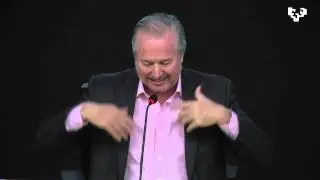 Richard Vaughan en conferencia sobre aprendizaje de idiomas y profesorado