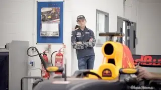 Bored Drivers. Daniel Ricciardo and Max Verstappen long for the new F1 season