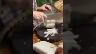 Как из бананового корня делают летнюю жевательную сладость