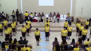 Coreografia com pandeiro movimento pentecostal Exército de Mirian IVM bairro novo