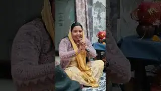 बड़ा आनाद आवे हे मैया तेरे कीर्तन में