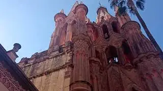 Parte del recorrido en #sanmigueldeallende #Guanajuato 😍💖 #viaje