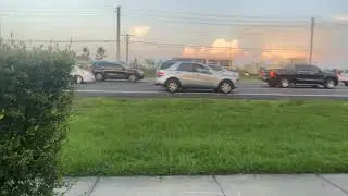 Cops help stranded motorists