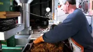 Instructional Video - How to make Real Cider - Cider Making in Kent. UK