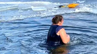 ICE HOLE BATHING COLD WATER 4K #10 | SWIMMING WINTER | EPIPHANY BAPTISM 2023 #bathing  #epiphany
