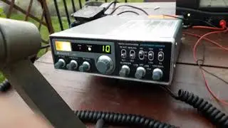 Midland 7001 QSO Cracovia Polonia to Roma Italia DX by 40 yrs old Vintage retro oldschool CB radio