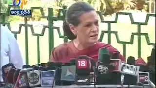 Sonia Gandhi Hits Out at Modi Govt; Accuses it of Polarising Society