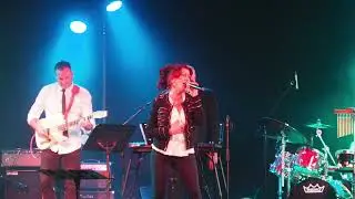 Bonfire Blues - I Just Wanna Make Love to You (snippet) Bonnie Lee Galea