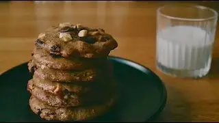 How to Make Vegan Chocolate Chip Cookies | DIY Easy Homemade Plant-Based Delicious Dessert Recipe