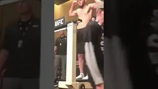 Islam Makhachev weight in against Dan Hooker in UFC 242 #islammakhachev