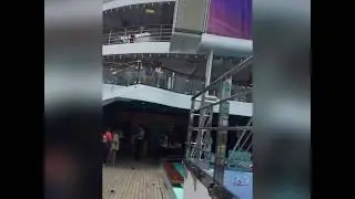 Carnival Victory