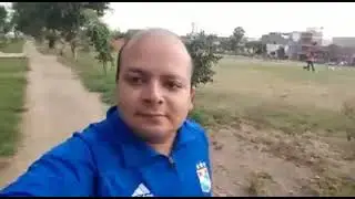 Haciendo ejercicio en un parque cercano