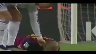 Cristiano Ronaldo Pulls Ear and Kicks Mascherano Barcelona Vs Madrid 2015