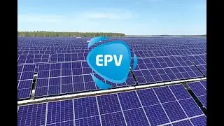 EPV:n aurinkovoimapuisto Heininevalla huhtikuussa 2025 &ndash; yli 60 prosenttia paneeleista asennettuna