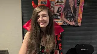 CHILLER THEATRE EXPO- Sandy Netburn performance #singersongwriter #horrorconvention #musicstreaming 